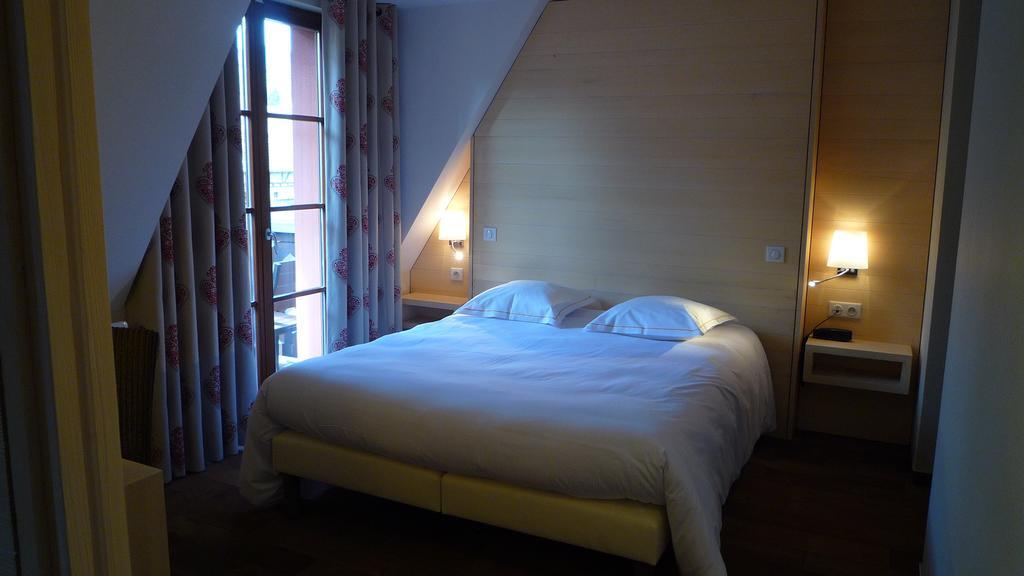 Hotel Winzenberg Blienschwiller Номер фото